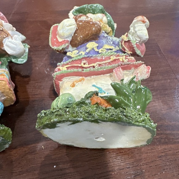 K's Collection Easter BUNNY/RABBIT Resin Figurine-Basket Roses/Spade/Water. Can2 - Picture 6 of 9